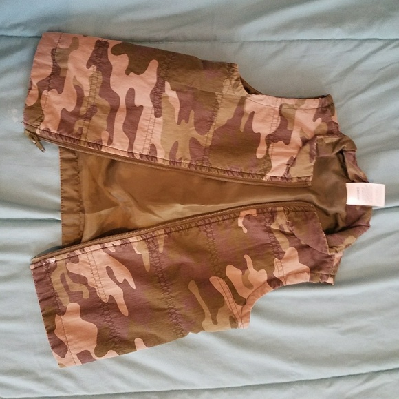 Clothing - Picture 1 of 1